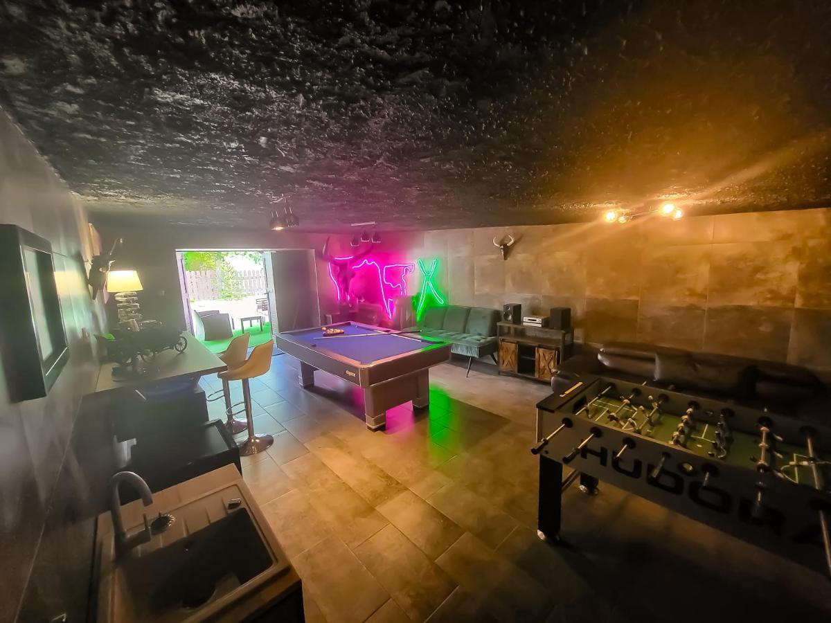 Holiday home Vegas - House And Garten For Exclusive Use